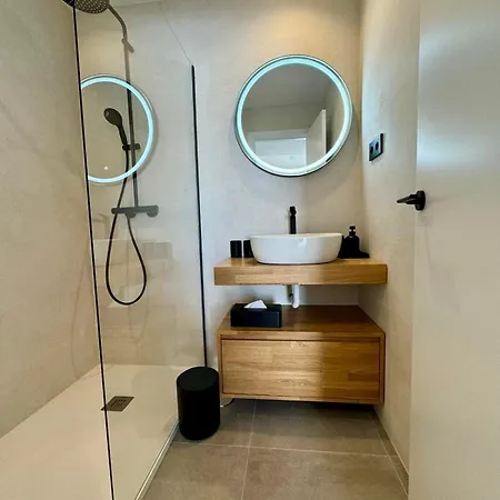 Apartment Luxurious Renovated *